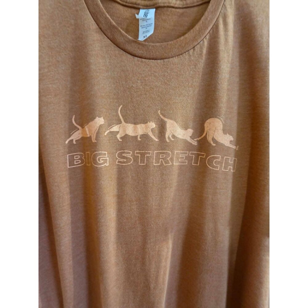 Big Stretch Cat T-Shirt